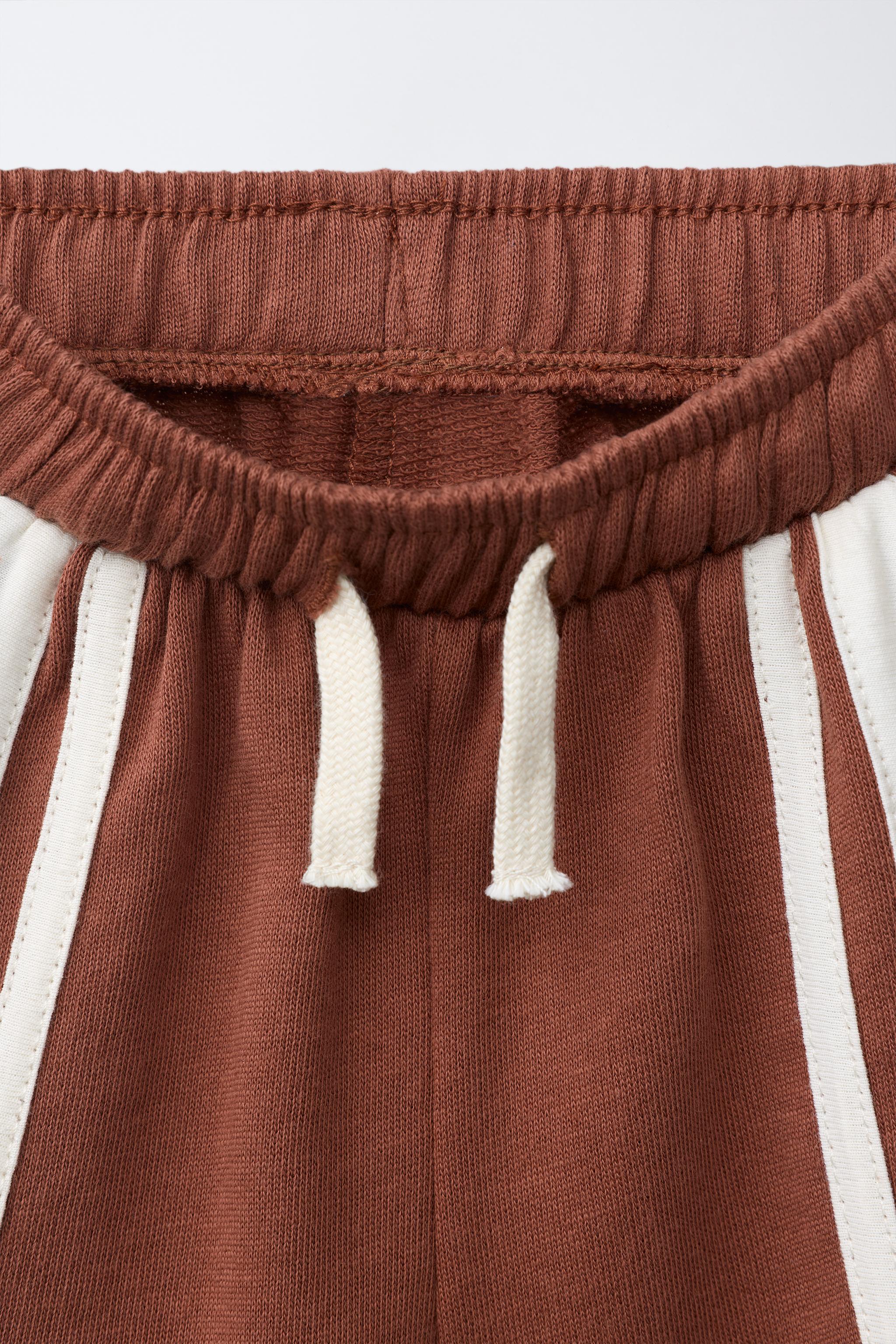 SIDE STRIPE SHORTS